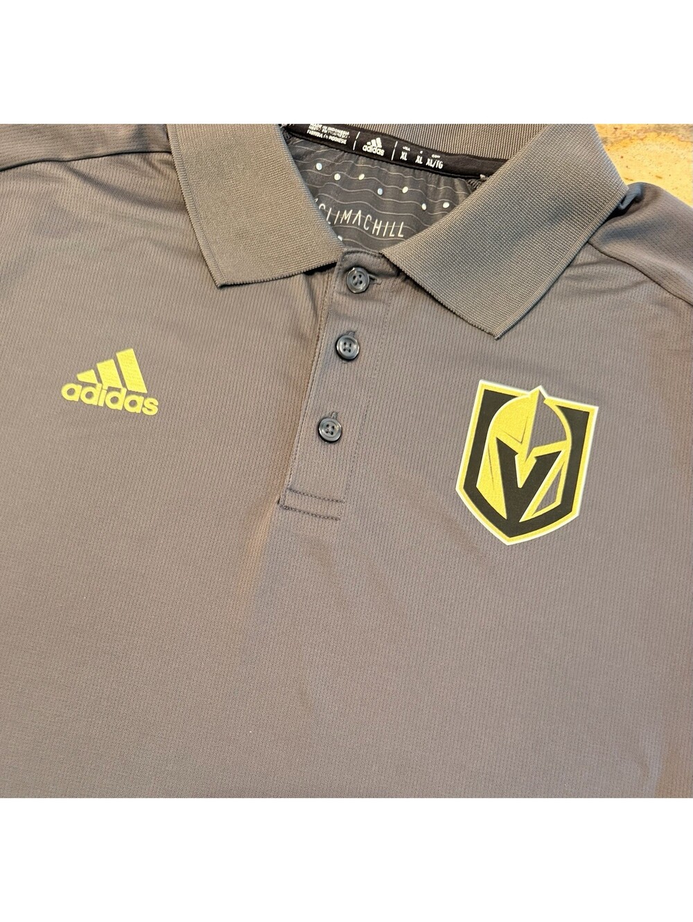 Las Vegas Golden Knights Mens XL Gray Polo Adidas Climachill Tech Shirt - Picture 1 of 10